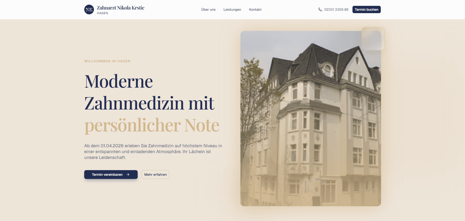 Startseite der Website von Zahnarzt Nikola Krstic in Hagen mit Praxisgebäude und Terminbuchung